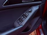Mazda 3 2.0 Skyactiv Style, Serviska, - náhled 13