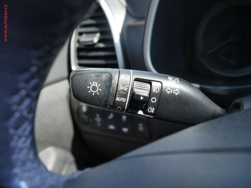 Hyundai Tucson (2018) 1.6 T-GDi 4x4, 1.maj,ČR, AT - fotka 15 z 20