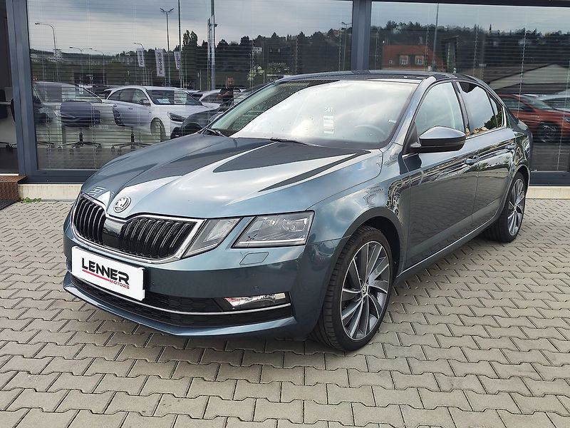 Škoda Octavia 2.0 TSI/140kW Style DSG - fotka 1 z 32