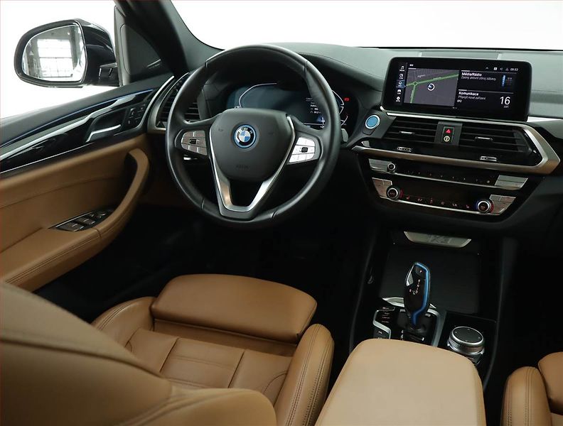 BMW iX3 (2021) Impressive 80 kWh, SoH 95% - fotka 7 z 21