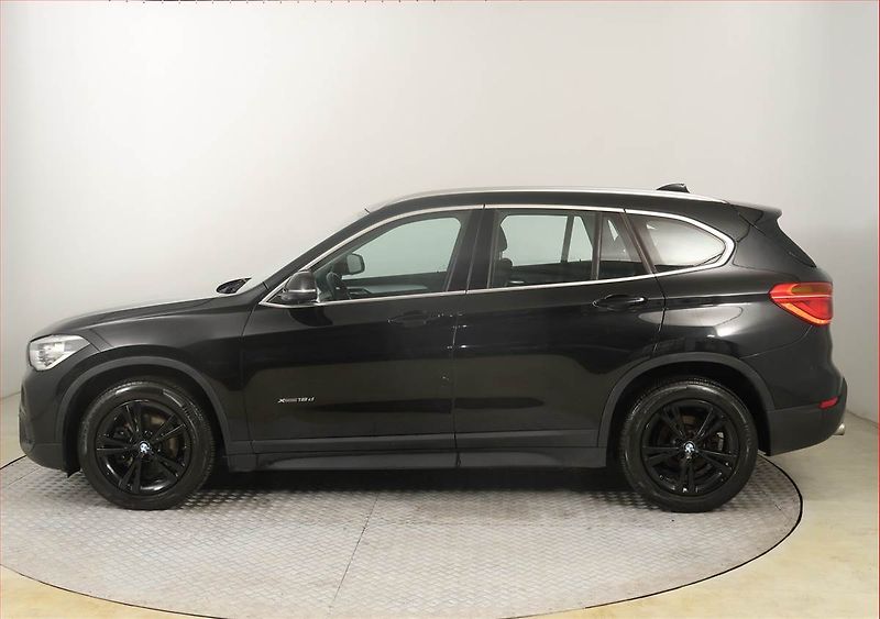BMW X1 (2016) xDrive18d, 4X4, Automat - fotka 3 z 20