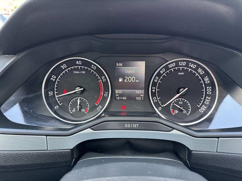 Škoda Superb (2019) 1.5TSi Xenony Navi Panorama - fotka 7 z 50