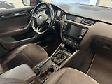 Škoda Octavia (2016) 2.0TDi L&K DSG Bi-X ACC Canton - náhled 34