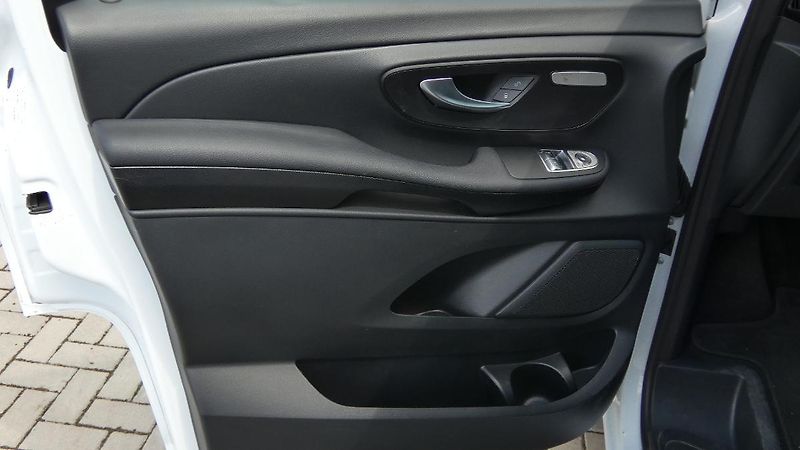 Mercedes-Benz Třídy V 220d L Exclusive - fotka 8 z 23