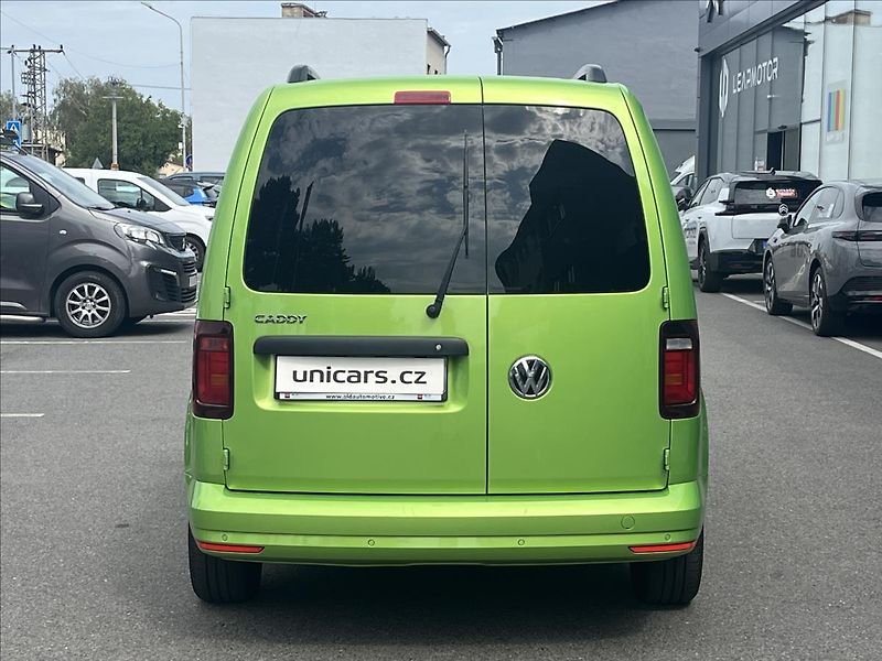 Volkswagen Caddy 2,0 TDI - fotka 4 z 22