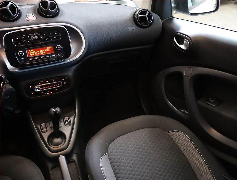 Smart Fortwo (2022) electric drive, SoH 96% - fotka 8 z 22