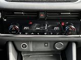 Nissan Qashqai 1.3T 103kW ACC Panorama DPH - náhled 13