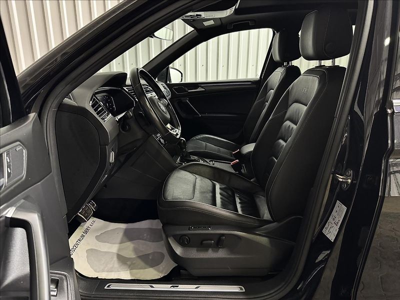 Volkswagen Tiguan Allspace 2.0TSI 140kW 4M FULL R-LINE - fotka 35 z 50