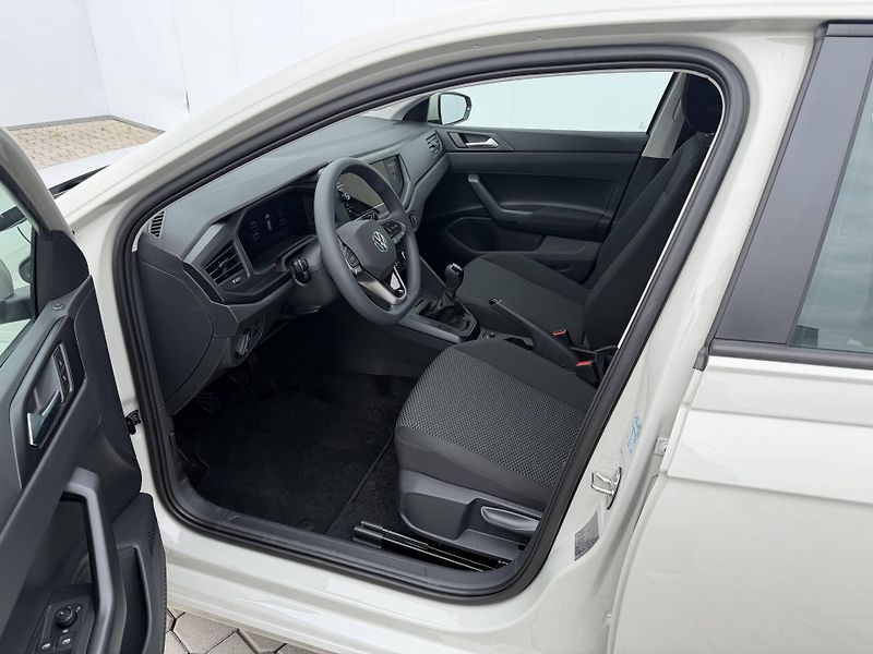 Volkswagen Polo (2025) 1,0MPi - fotka 5 z 6