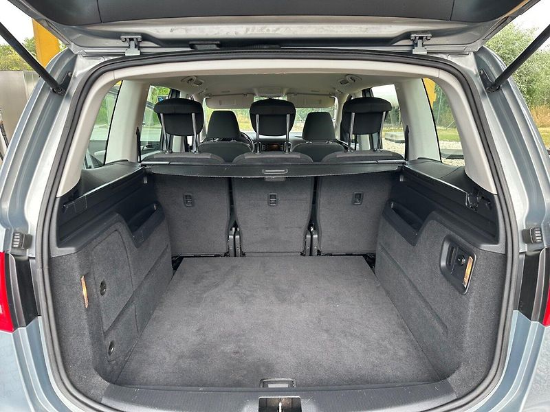 Volkswagen Sharan (2011) 2.0TDi NAVI, PO SERVISU - fotka 12 z 12