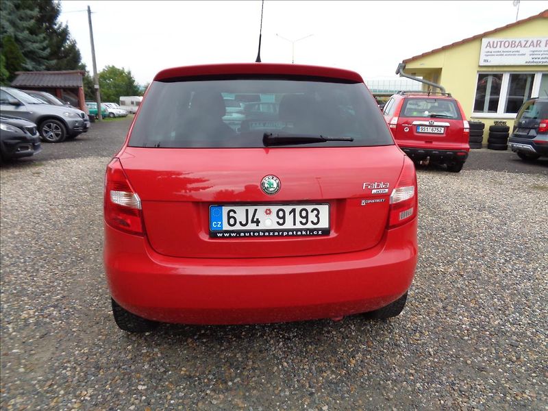 Škoda Fabia 1,2 - fotka 6 z 17