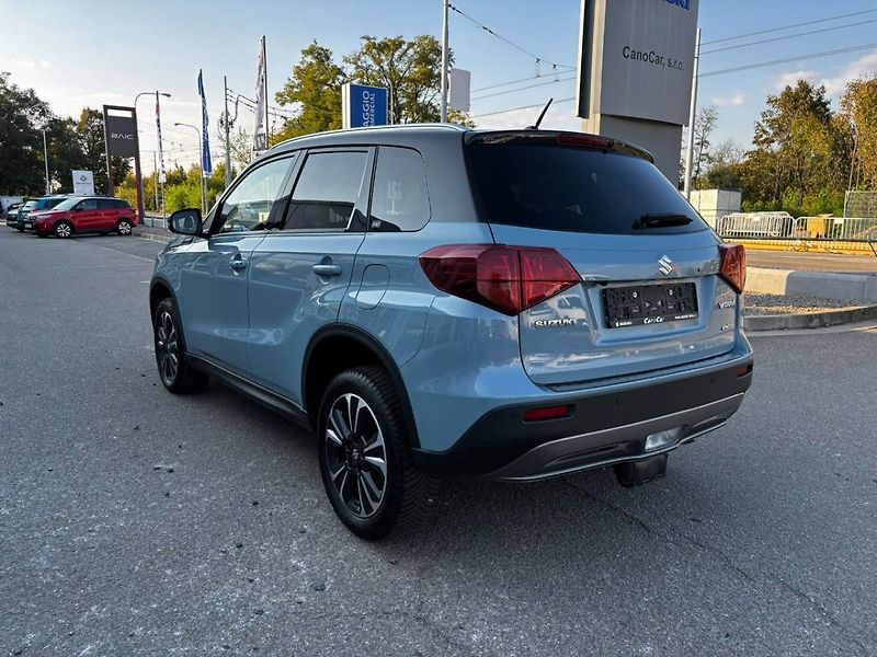 Suzuki Vitara 4x4 automat Elegance - fotka 5 z 14