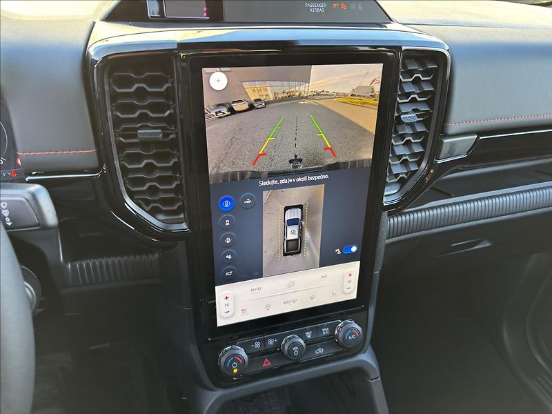 Ford Ranger 2,3 PHEV 207kW Wildtrak DPH - fotka 30 z 42