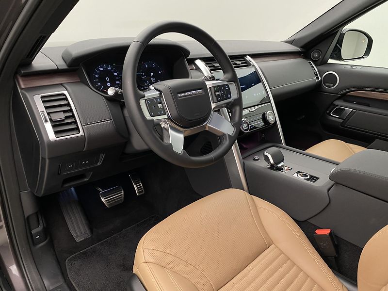 Land Rover Discovery D350 DYNAMIC HSE AWD AUT CZ - fotka 4 z 58