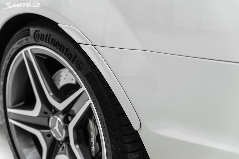 Mercedes-Benz Třídy C 63AMG Coupe*krásný stav*Servis - fotka 28 z 50