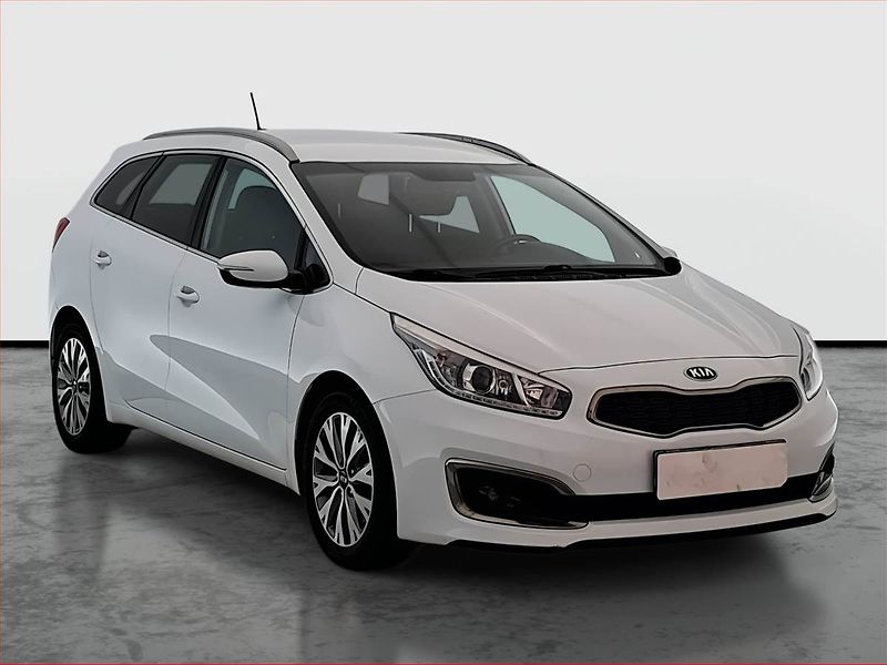Kia Ceed (2016) 1.6 GDI, Navi, Tempomat - fotografie inzerátu