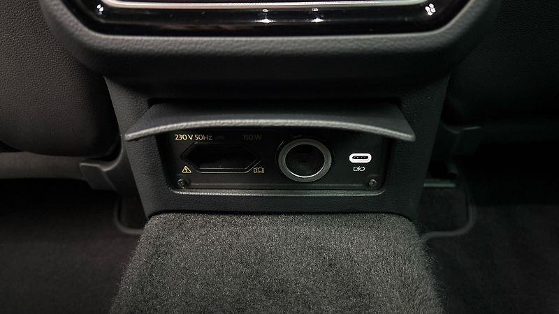 Volkswagen Passat 2.0 TDI DSG 4x4 4motion Alltra - fotka 23 z 32