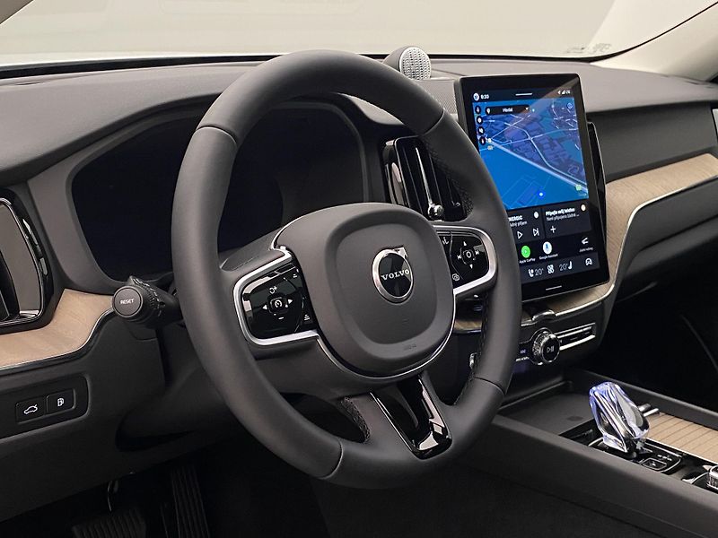 Volvo XC60 T6 AWD RECHARGE DARK PLUS CZ - fotka 19 z 67