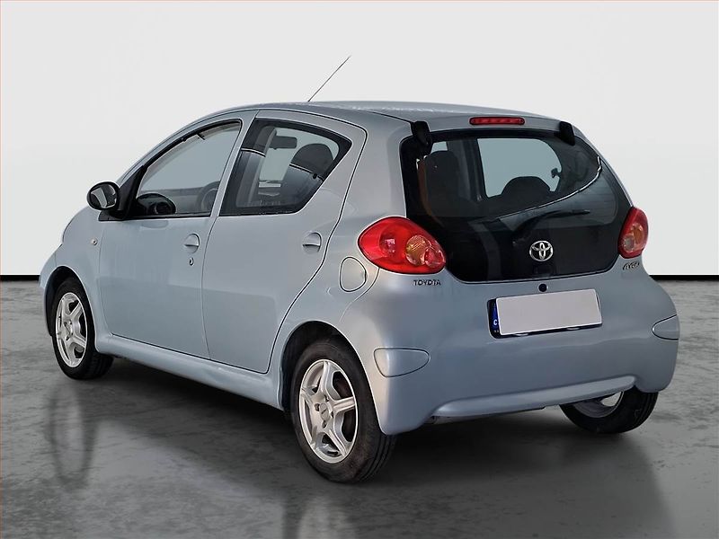 Toyota Aygo (2007) 1.0 VVT-i, po STK, v provozu - fotka 4 z 20