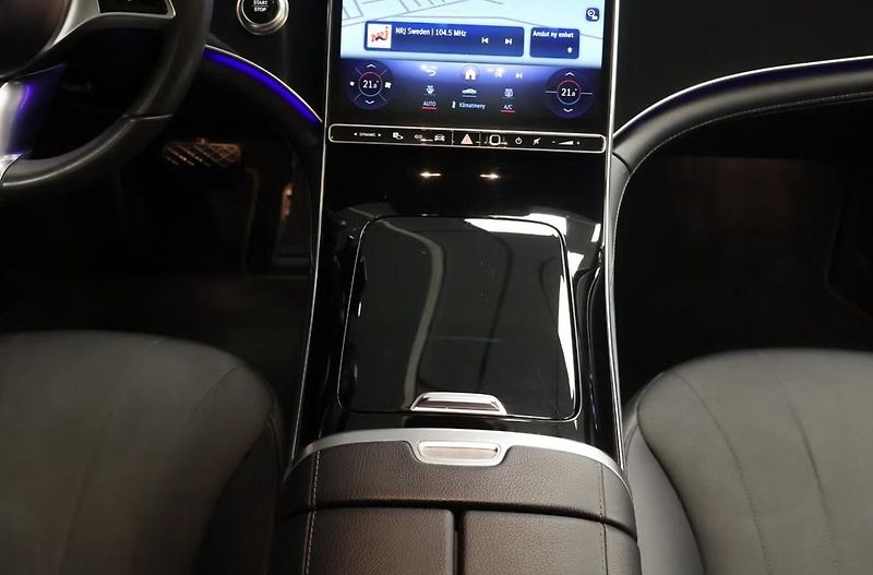 Mercedes-Benz EQE 300 Electric Art 98kWh Kamera  - fotka 21 z 23