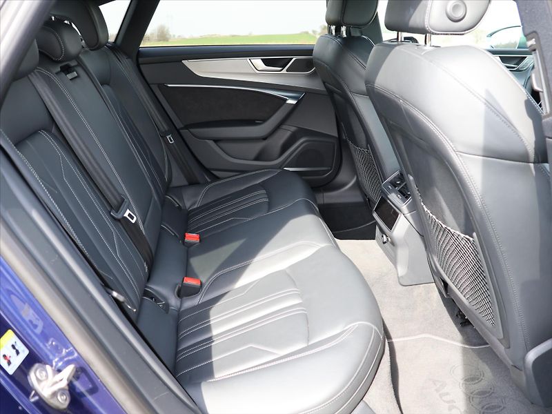 Audi S7 3,0 V6 253kW Quattro DPH B&O H - fotka 15 z 46