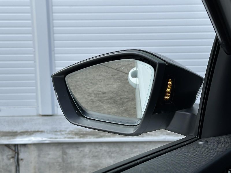 Škoda Kamiq 1.0TSi DSG Monte Carlo 116PS M - fotka 9 z 47