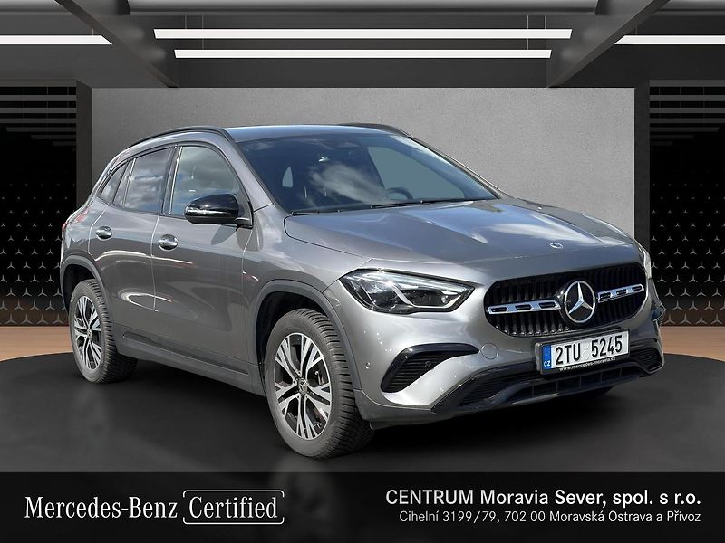 Mercedes-Benz GLA 200d 4MATIC - fotka 7 z 17
