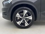 Volvo XC40 PURE ELECTRIC REZERVACE - náhled 32