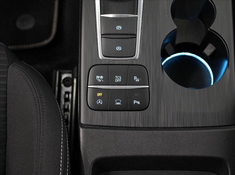 Ford Focus 1,5 EB 110kW AT Titan.X 1.maj. - fotka 16 z 24
