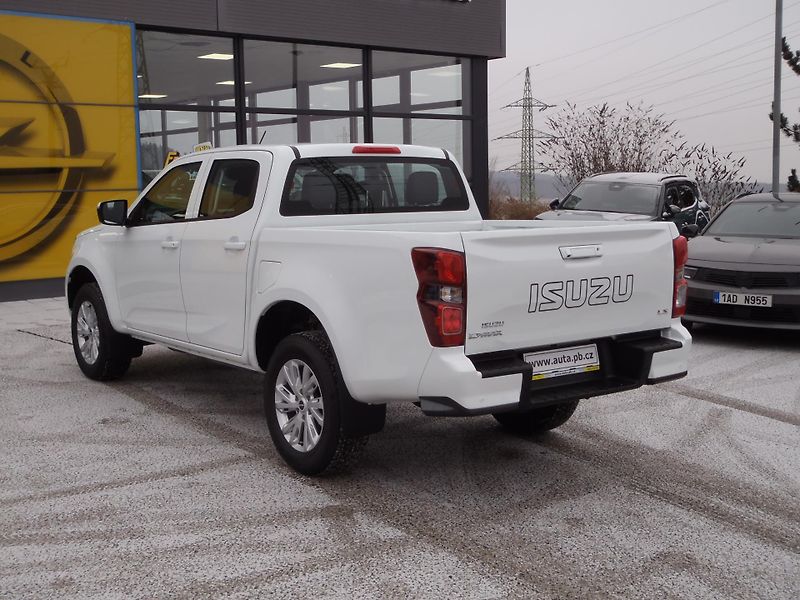 Isuzu D-Max Double Cab LS - fotka 6 z 25