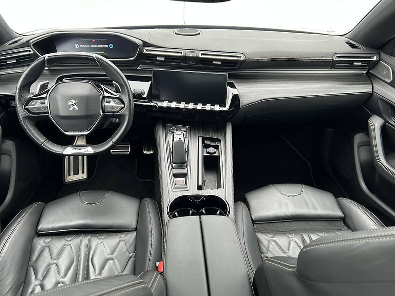 Peugeot 508 GT PACK HYBRID 225 e-EAT8 1.6 - fotka 11 z 27