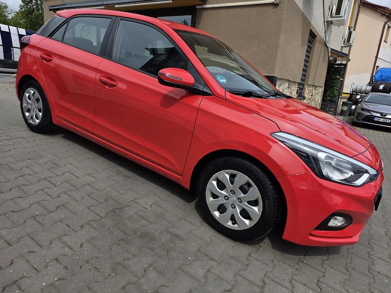 Hyundai i20 1.2-KLIMA-ABS-ISOFIX - fotka 4 z 16