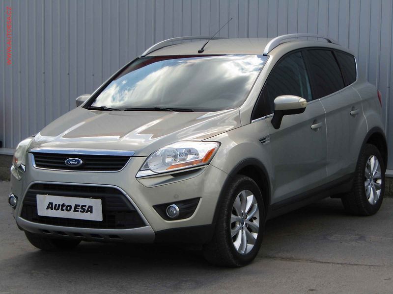 Ford Kuga (2009) 2.0 TDCi 4x4, ČR, AC, park. - fotka 3 z 20