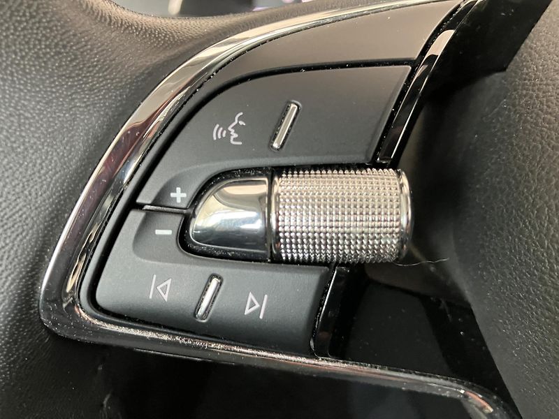 Škoda Octavia 1.5 TSI 110kW Style Combi MT6 - fotka 22 z 34