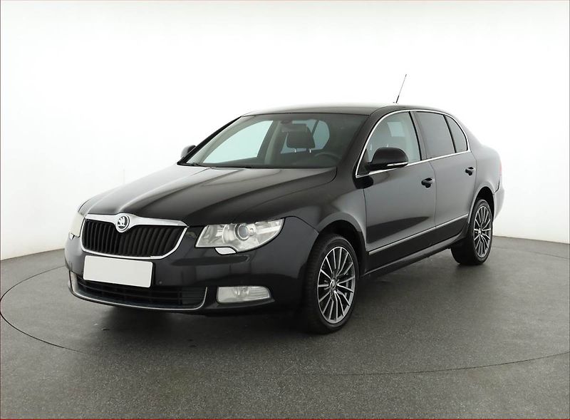 Škoda Superb (2009) 2.0 TDI, Automat, po STK - fotka 2 z 18
