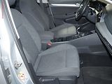 Volkswagen Golf (2021) 1.5 TSi, 2.maj,ČR, LED, park - náhled 12