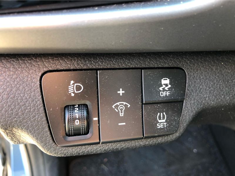 Kia Rio 1.25 CVVT 62 kW - fotka 16 z 29