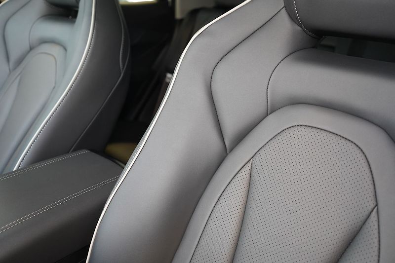 Chery Tiggo 4 HEV (2026) UNIQUE 1.5 IDHE HEV - fotka 14 z 31