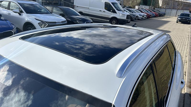 Škoda Superb (2025) TDI, 4x4, DSG, L&K, PANO,NEZ.T - fotka 9 z 28