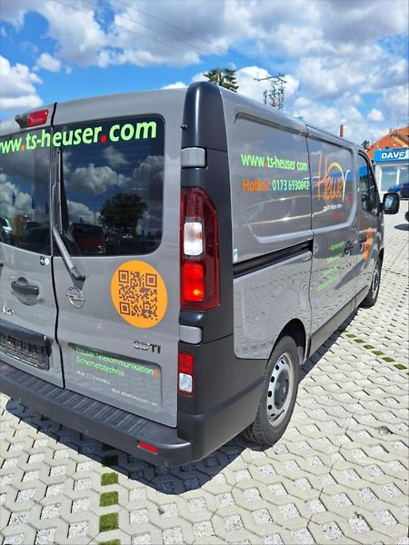 Opel Vivaro 1,6 CDTI 88 kW Klima 1.Maj DPH - fotka 10 z 12