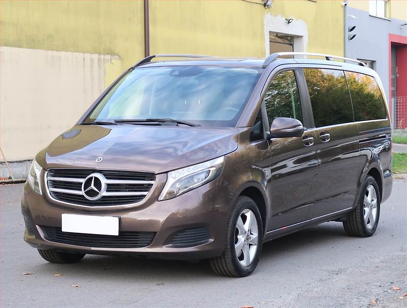 Mercedes-Benz Třídy V (2018) 250 d, ČR, 1Maj - fotka 2 z 29