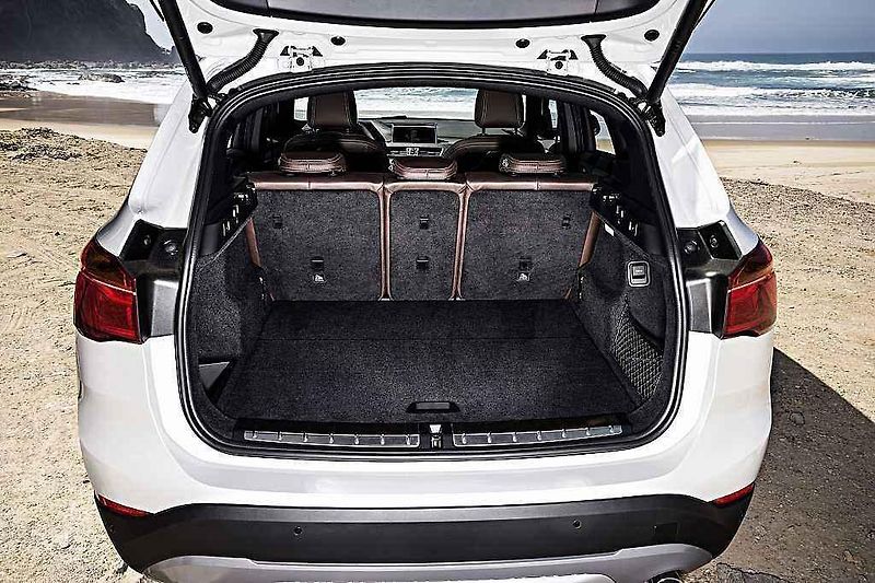 BMW X1.