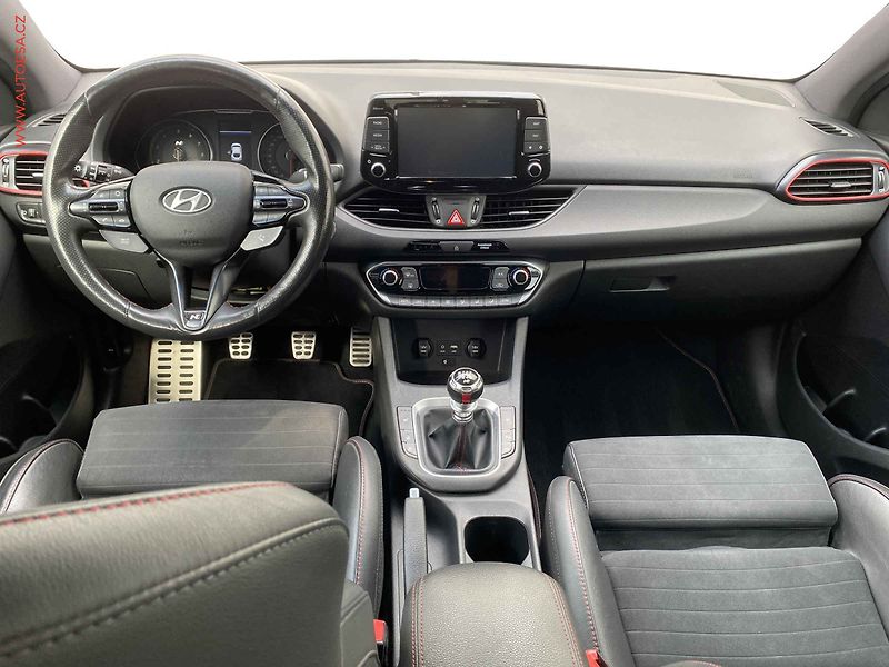 Hyundai i30 (2019) 2.0 T-GDi, ČR, N, LED, navi - fotka 8 z 18