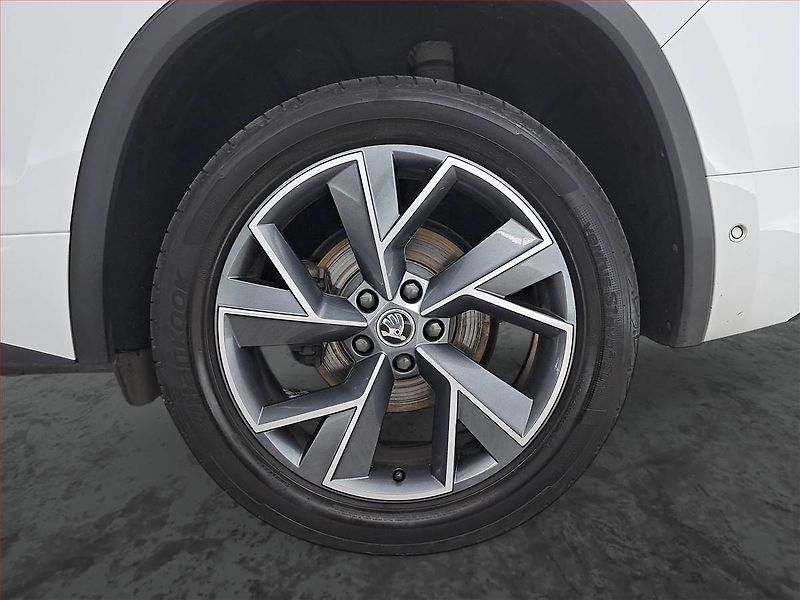 Škoda Kodiaq (2023) 2.0 TDI - fotka 15 z 24