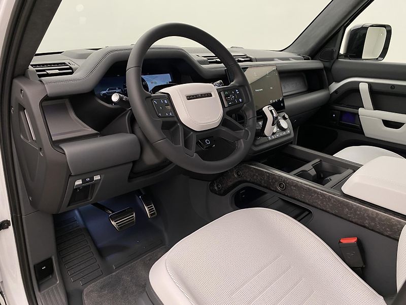 Land Rover Defender (2026) P635 OCTA AWD AUT - fotka 20 z 72