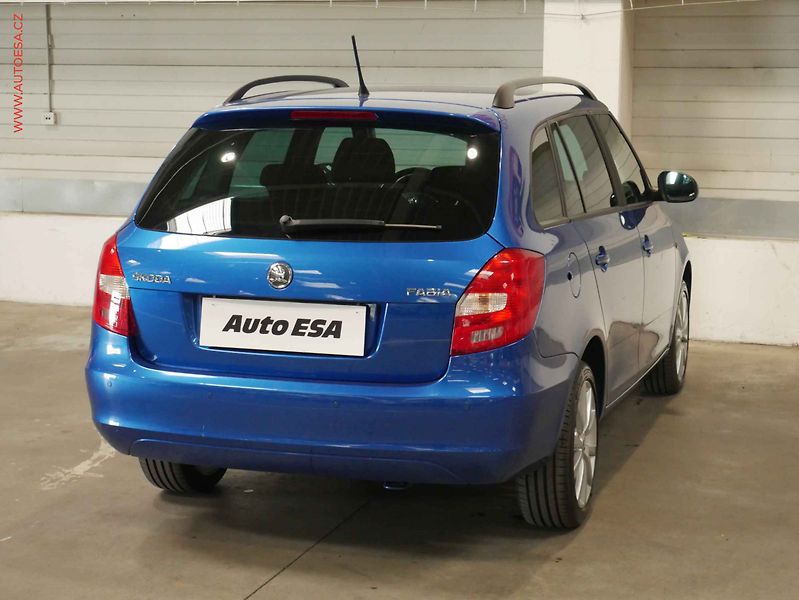 Škoda Fabia (2014) 1.2 TSi, AC, tempo, park - fotka 6 z 19