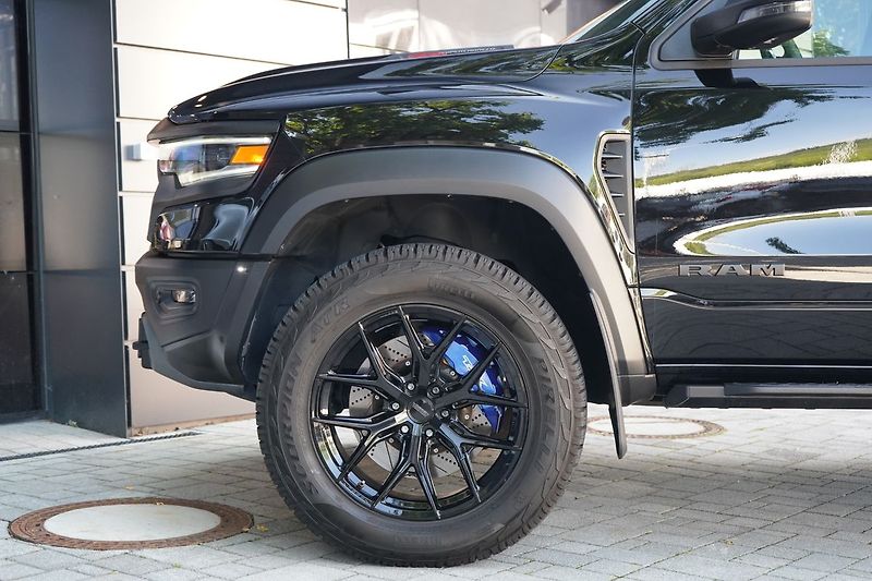 RAM 1500 TRX, Equipment Level 2, Harman - fotka 15 z 62