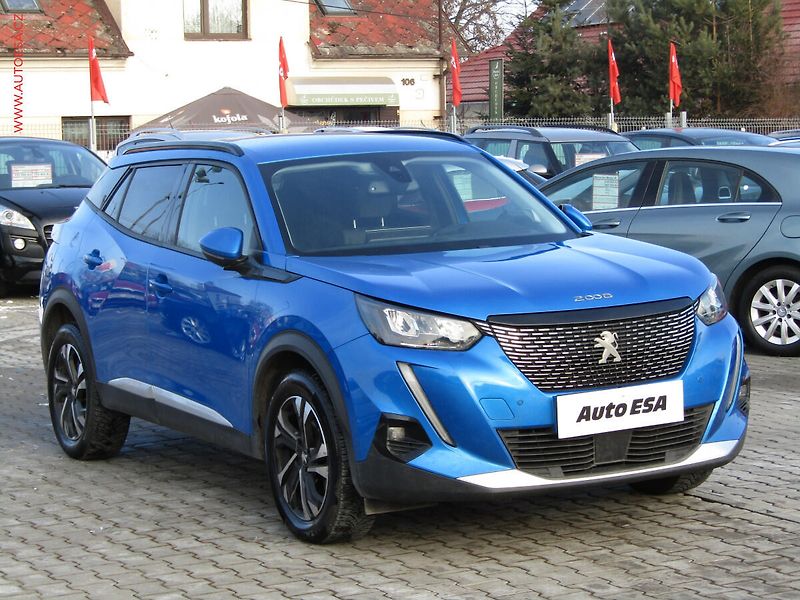 Peugeot 2008 (2021) 1.5 HDi, ČR, Allure, navi - fotka 1 z 21