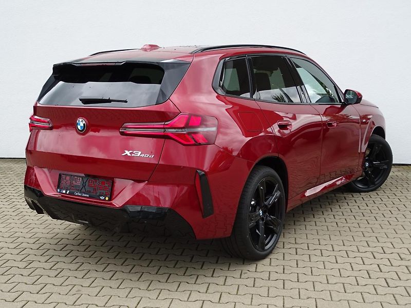 BMW X3 xDrive 40d - fotka 3 z 7