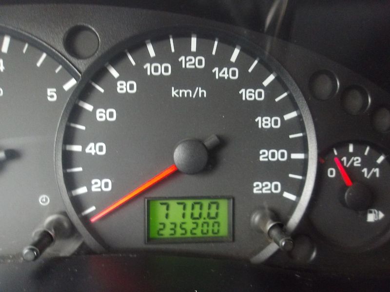 Ford Transit Connect 1,8TDCi NOVÉ TURBO+VSTŘIKY !!! - fotka 20 z 28